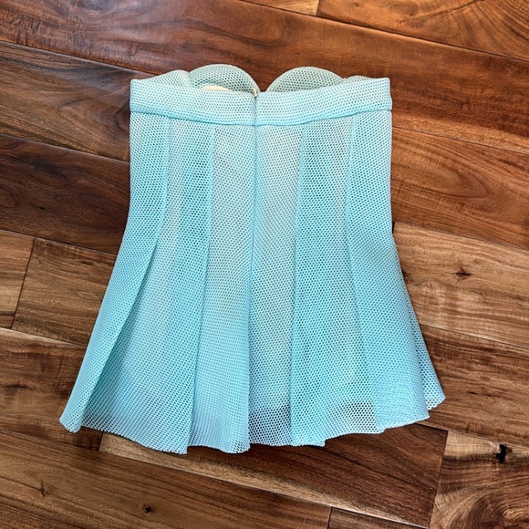 Beautiful corset top - Picture 2 of 3